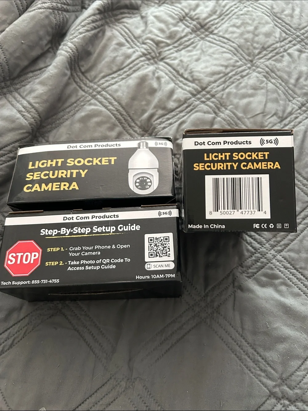 Light Socket Security Camera - Black